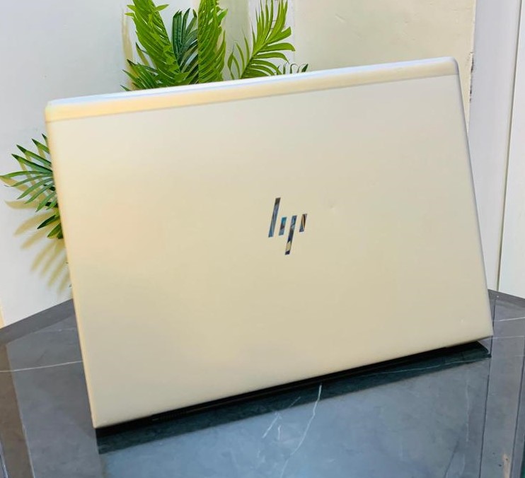 HP laptop - Cyber M Store